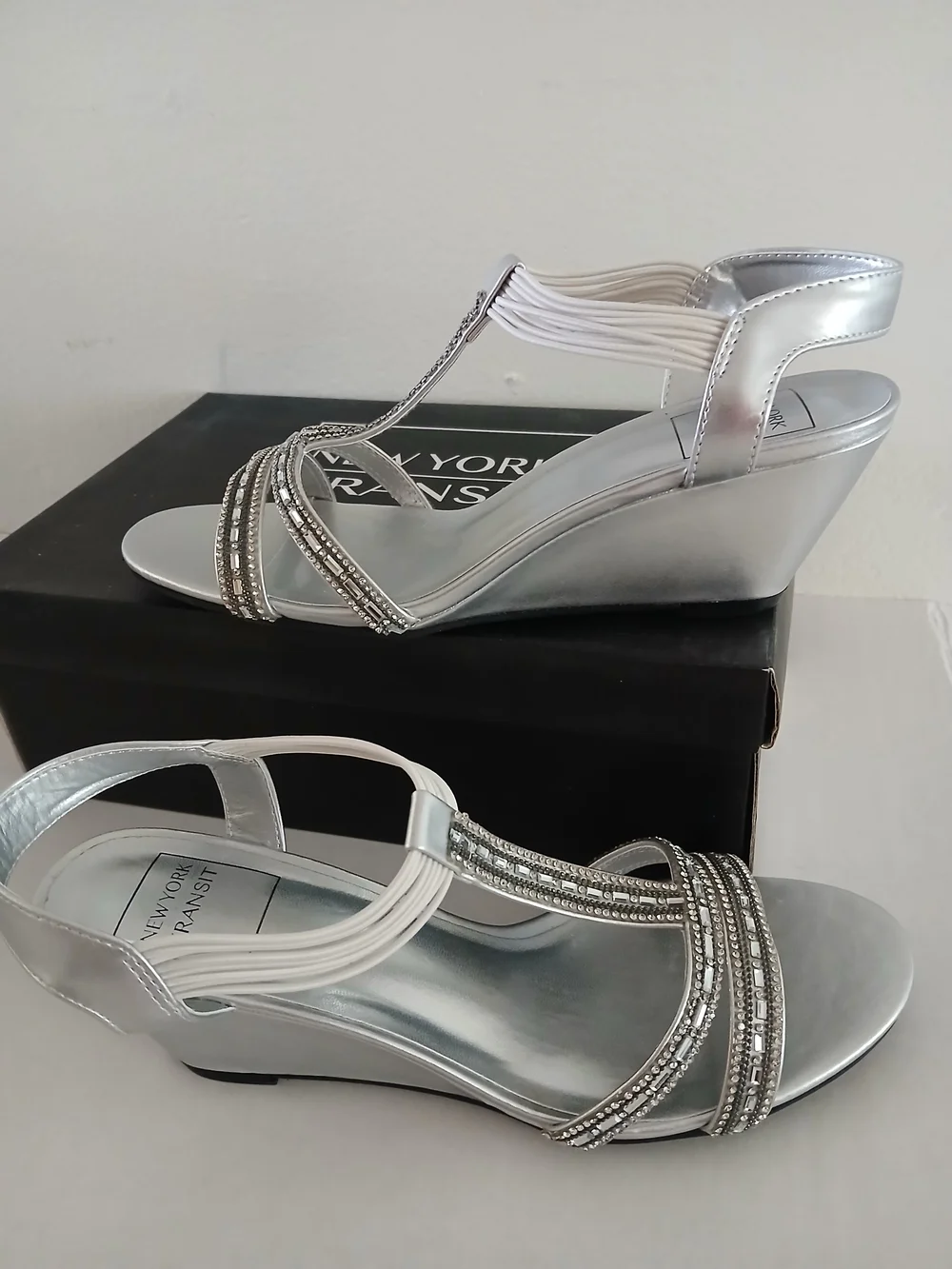 New York Transit Silver Wedge $22 Sandals with Beaded Straps Size 8.5